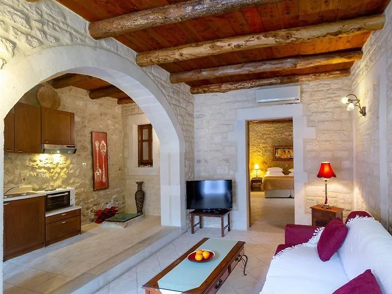 Casa Moazzo Suites And Apartments 레팀노