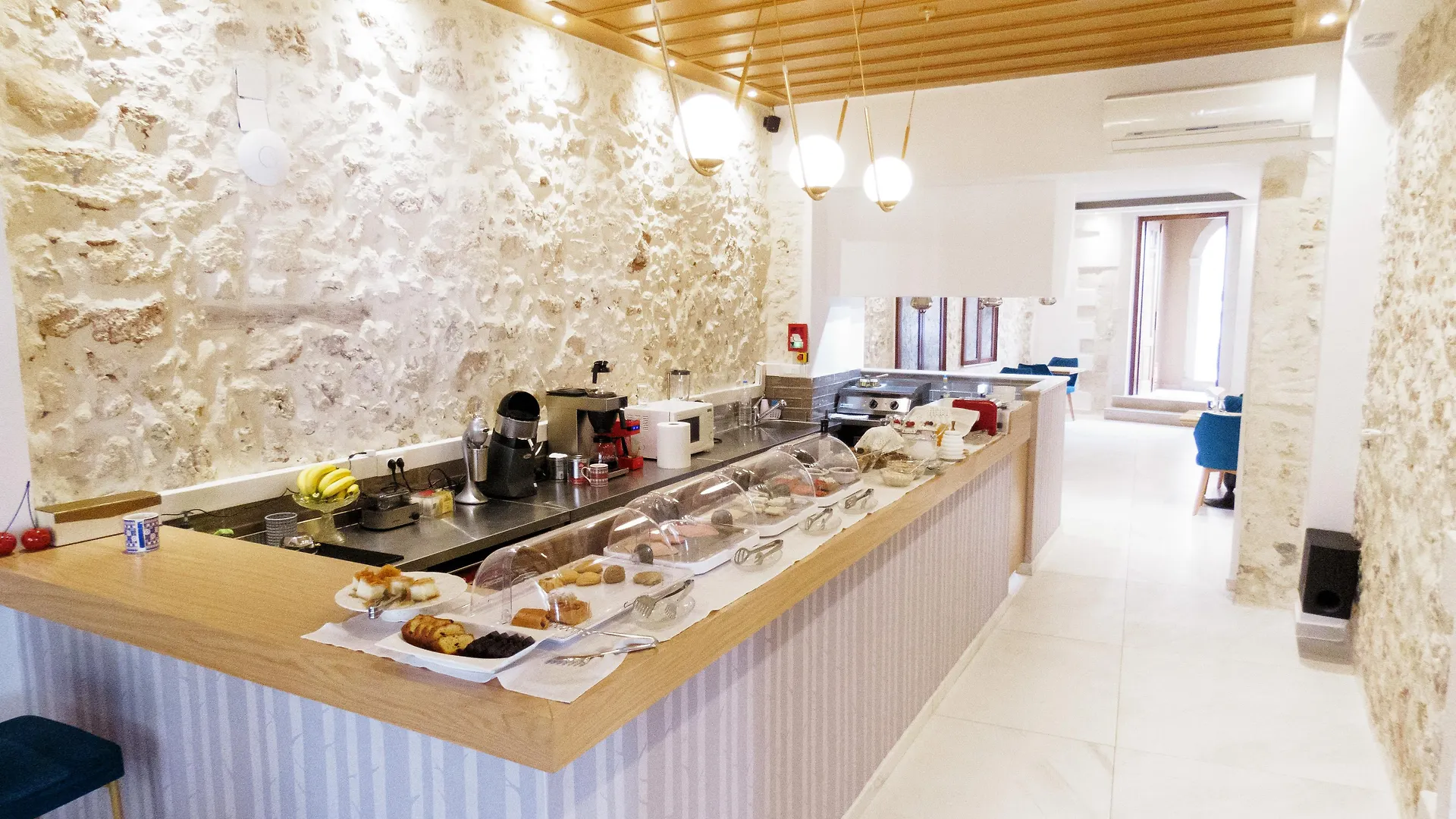 Casa Moazzo Suites And Apartments Rethymno  Hotel