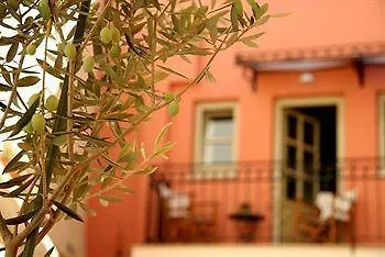 Casa Moazzo Suites And Apartments Ретимно