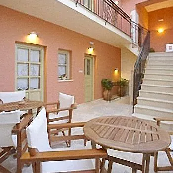 Отель Casa Moazzo Suites And Apartments Ретимно