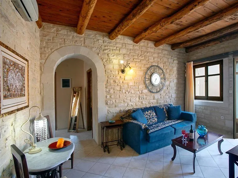 Casa Moazzo Suites And Apartments Ретимно